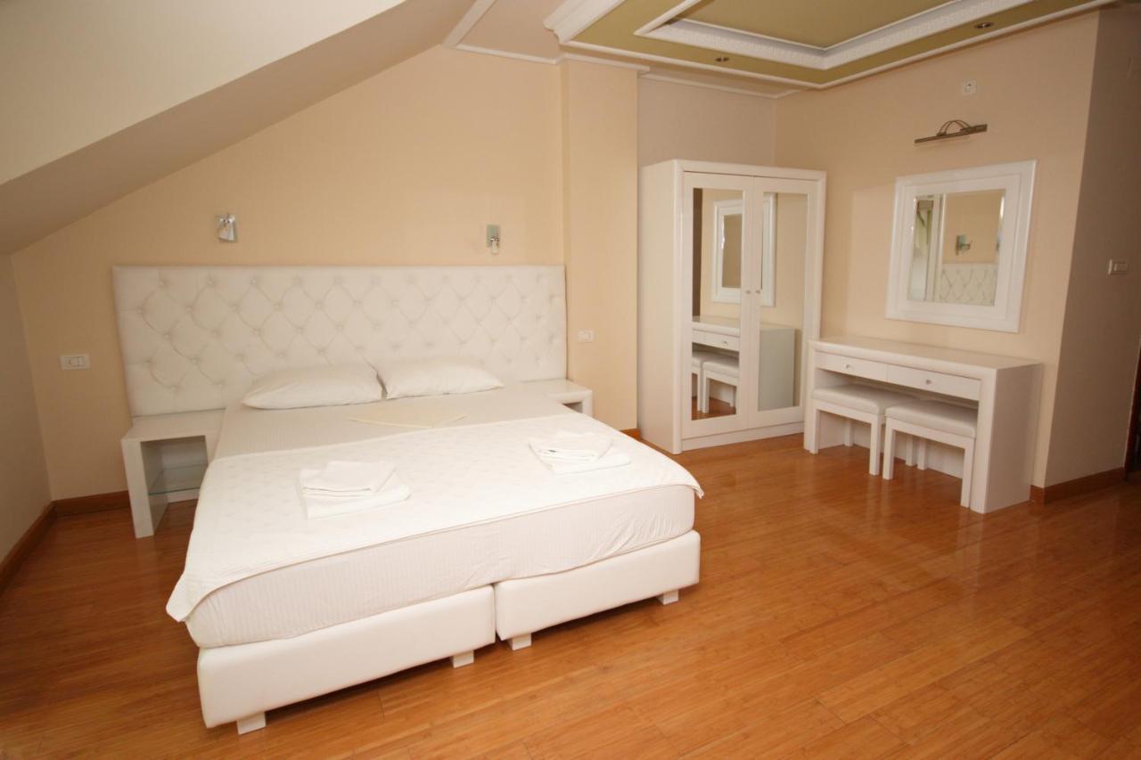 Hotel Rr Herceg Novi Eksteriør billede