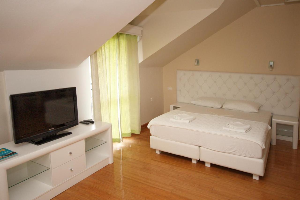 Hotel Rr Herceg Novi Eksteriør billede