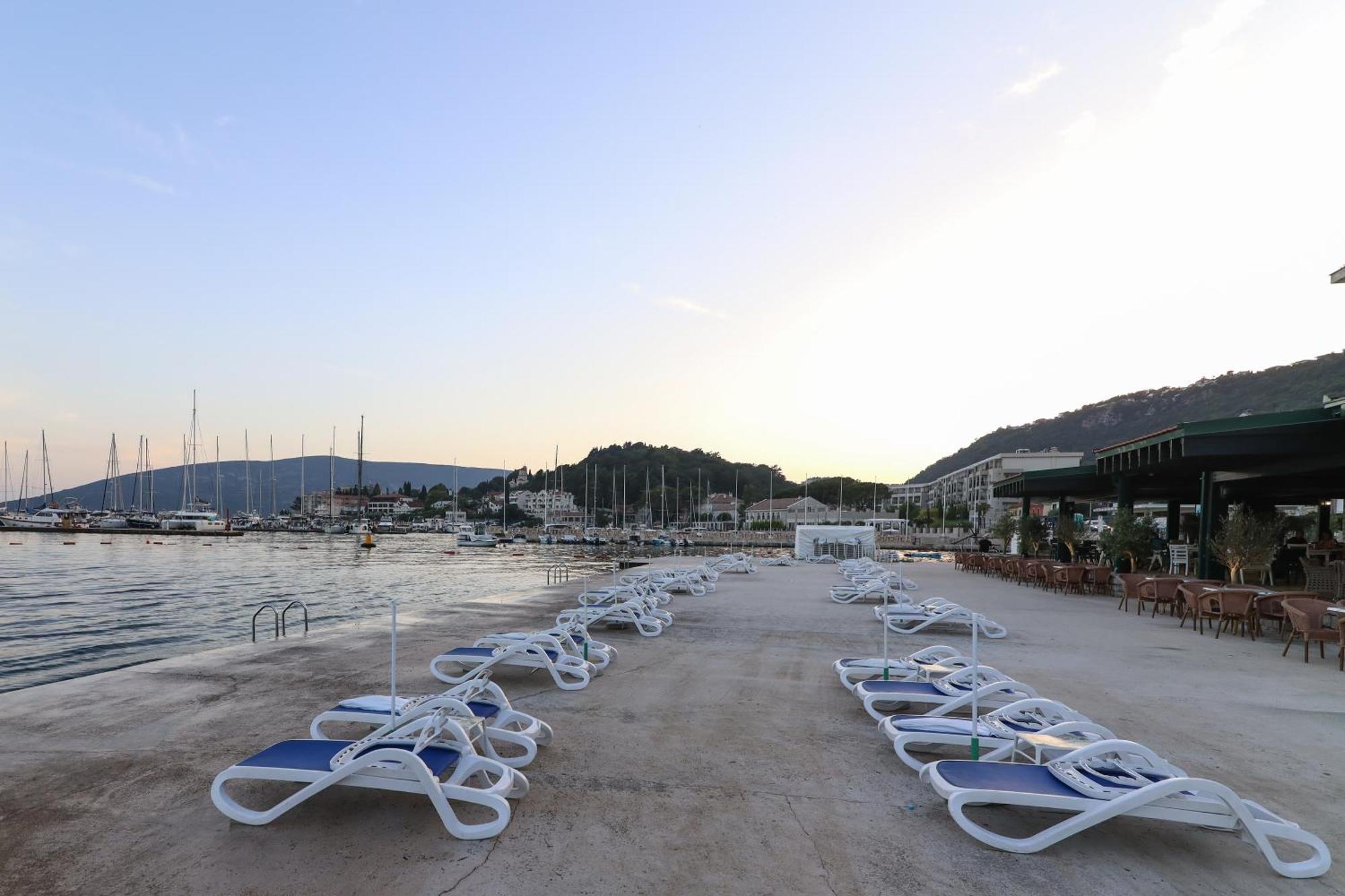 Hotel Rr Herceg Novi Eksteriør billede