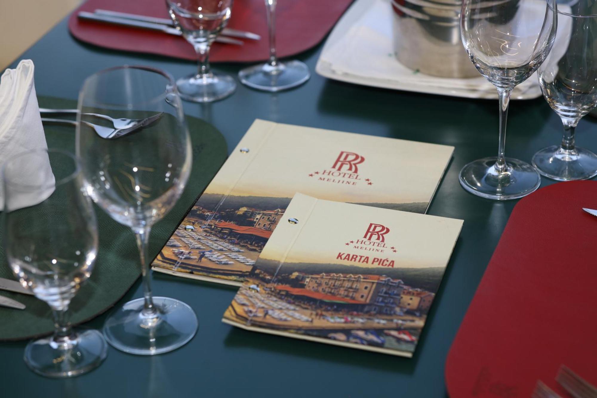 Hotel Rr Herceg Novi Eksteriør billede