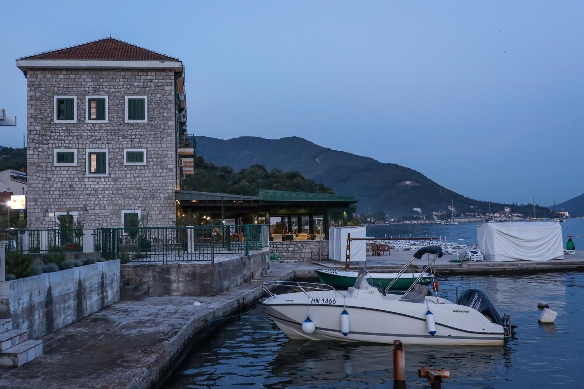 Hotel Rr Herceg Novi Eksteriør billede