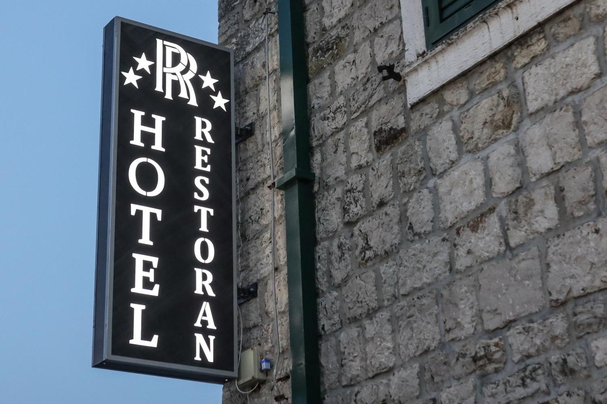 Hotel Rr Herceg Novi Eksteriør billede